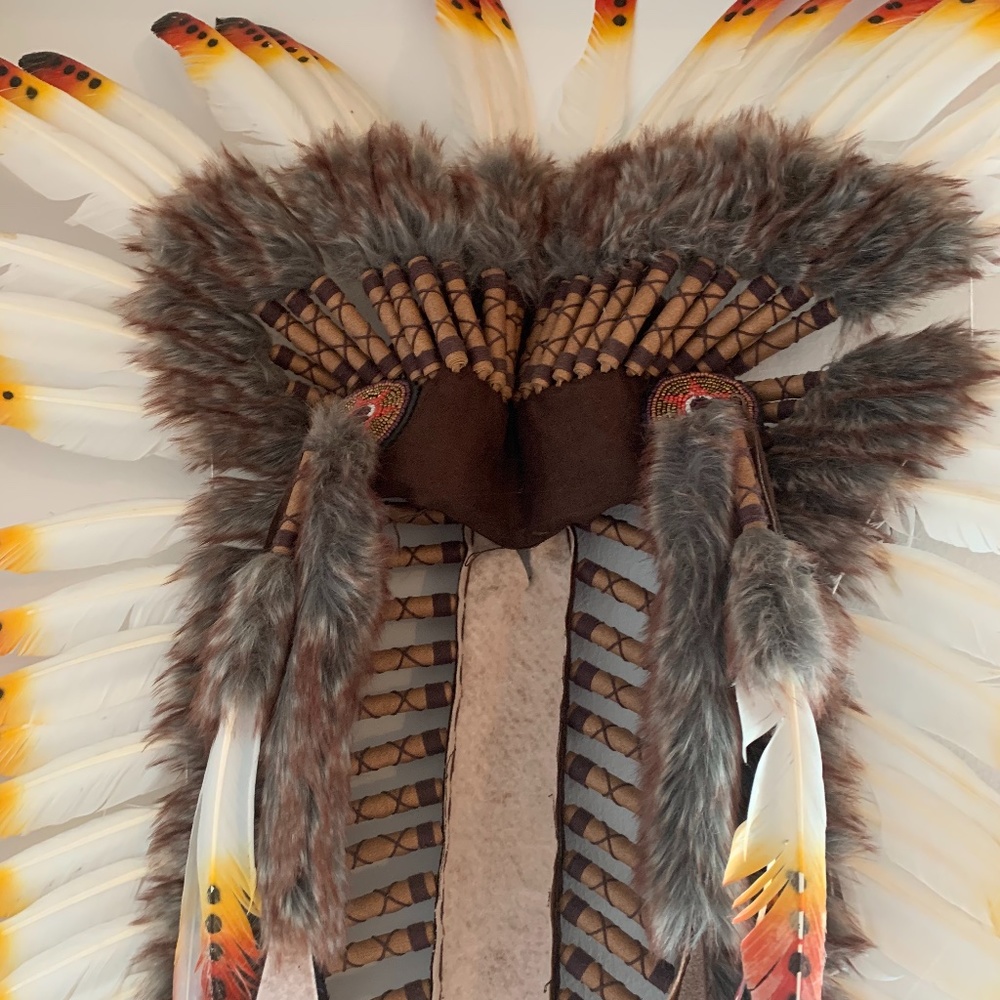 HAND MADE HEAD DRESS COSTUME / DECORATION - Picture 3 of 7